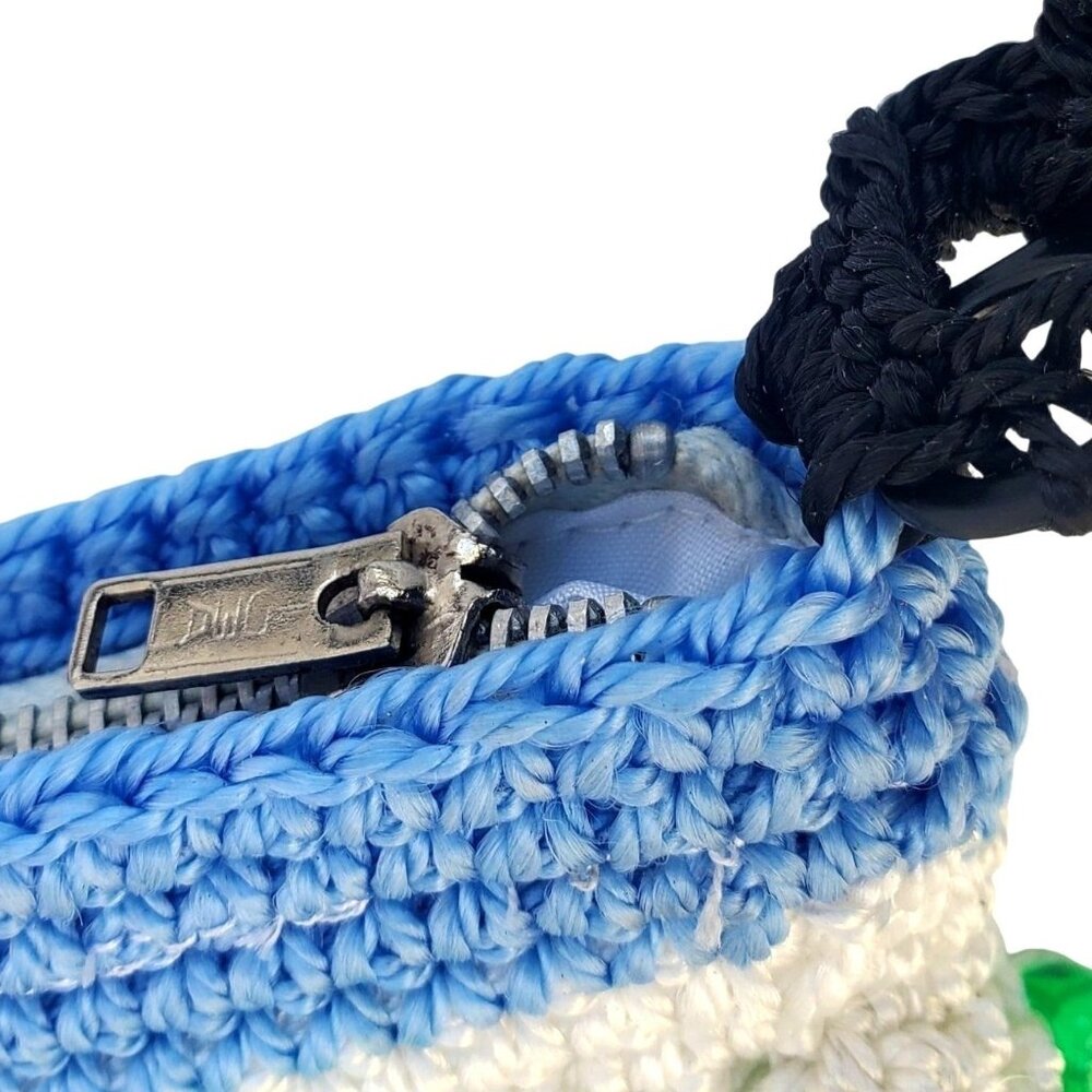 Crocheted Beaded Crossbody Purse Soda Can Beer Tab Strap Black White Blue - Picture 8 of 10